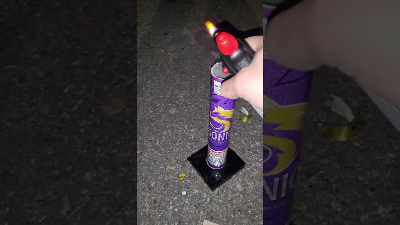 Sonic 5 inch whistling canisters - Fox fireworks
