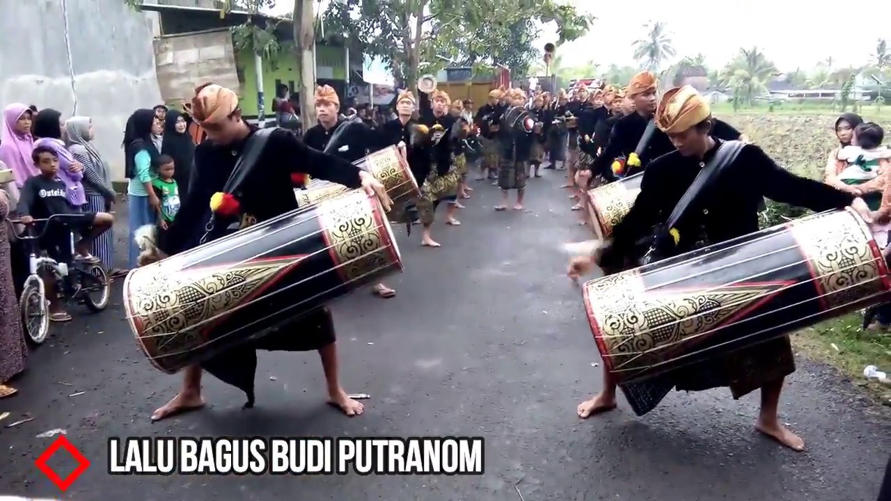 Gendang Belek PUMA (Putra Mandala) Montong Betok Tampil di Sukadana Mantuuuulll
