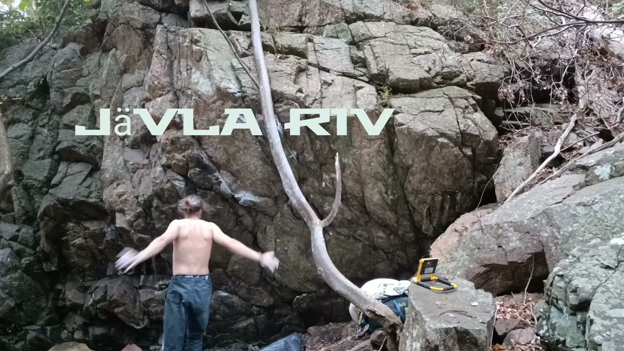 J&auml;vla riv - Kullaberg boulder