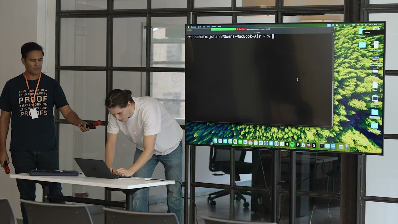 Swen presenting Light Protocol