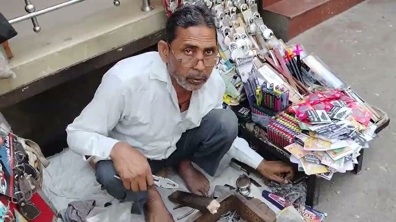 Baba ka 😍pas bike ki key 🗝️ manvate hue 