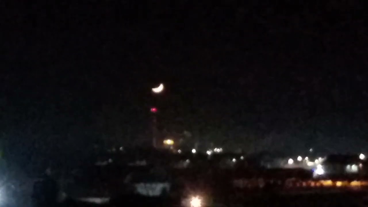 Noċ kada je Mesec sleteo na dimljak