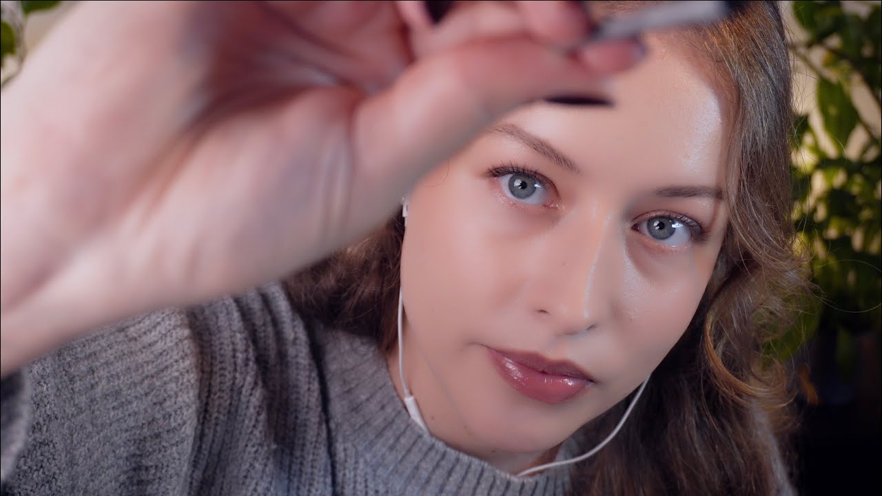 ASMR | Doing Your Spring MakeUp | [layered sounds] 🌷