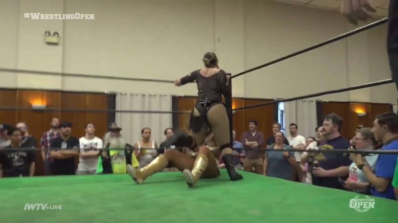 Megan Bayne Vs Nahir Robles