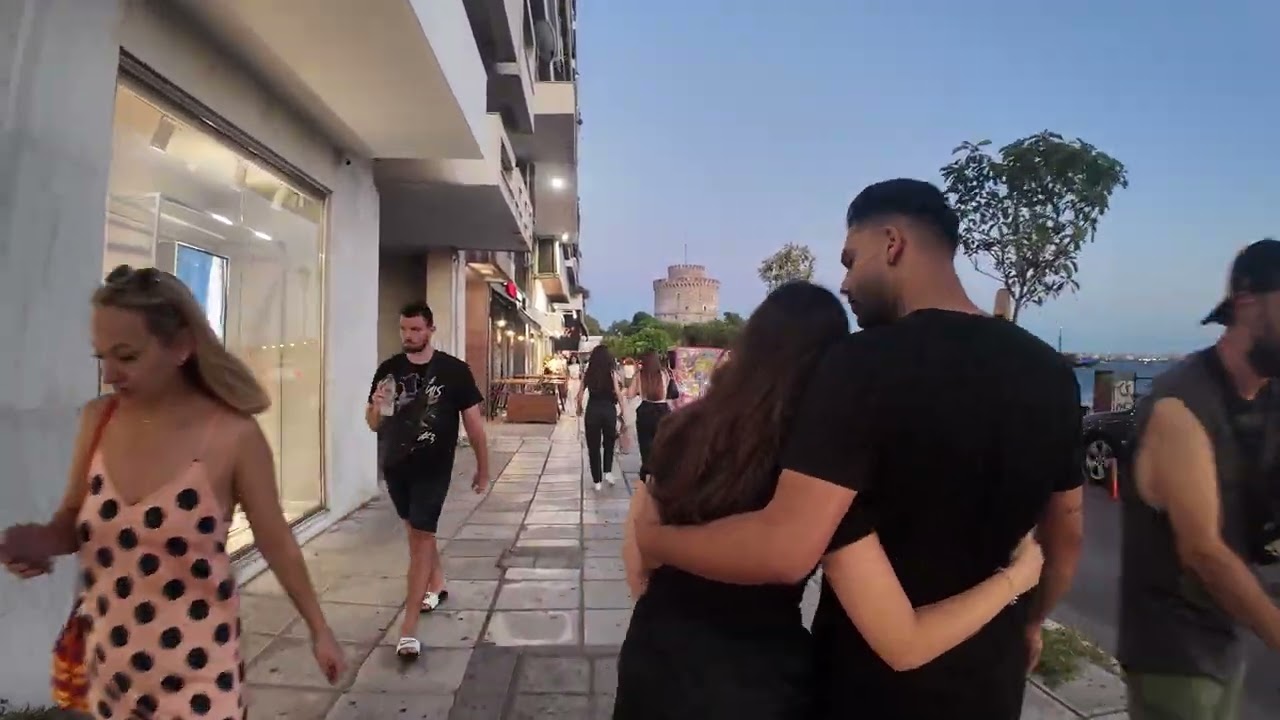 GREECE – Thessaloniki, cum arata faleza în amurgului serii