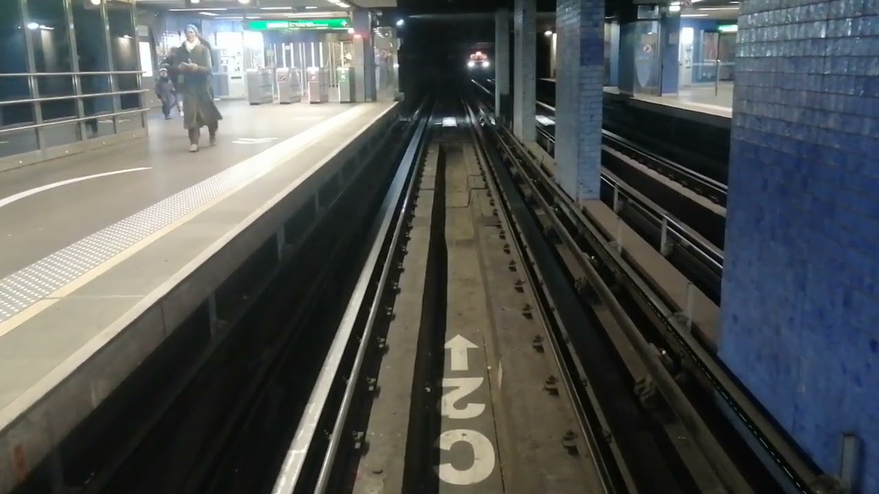 Lyon Metro - Place Jean Jaurès - Saxe - Gambetta with an MPL16 725 - 726