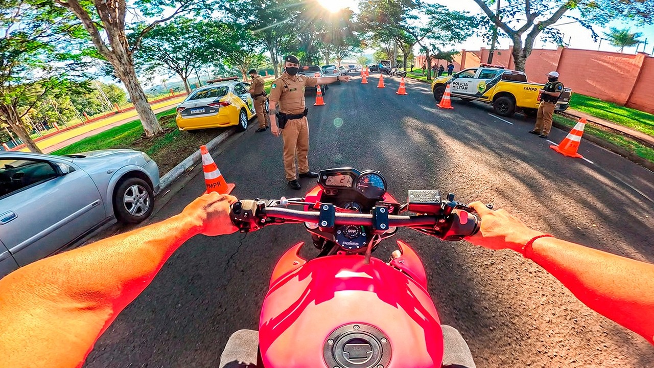 CAI NA BLITZ COM A XJ6 TURBO 😭