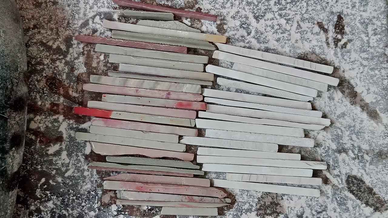 Wet and dry slate pencil crunching asmr satisfying video/ slate pencil crunching/clay crushing 🤤