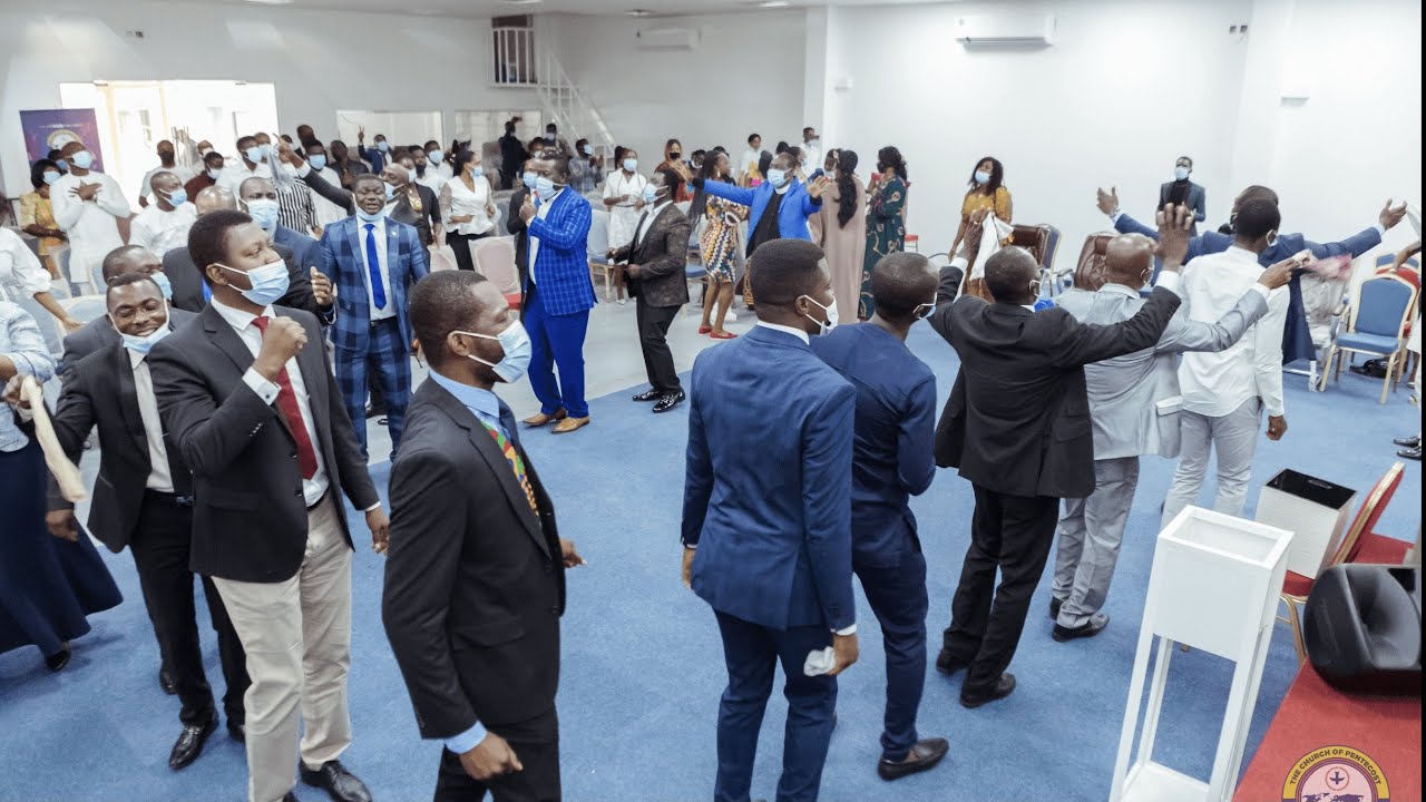 Pentecostal Praises Medley🔥@TheChurchofPentecostDubaiInc Led by Eld Ohene & Dcn Edward-MP3