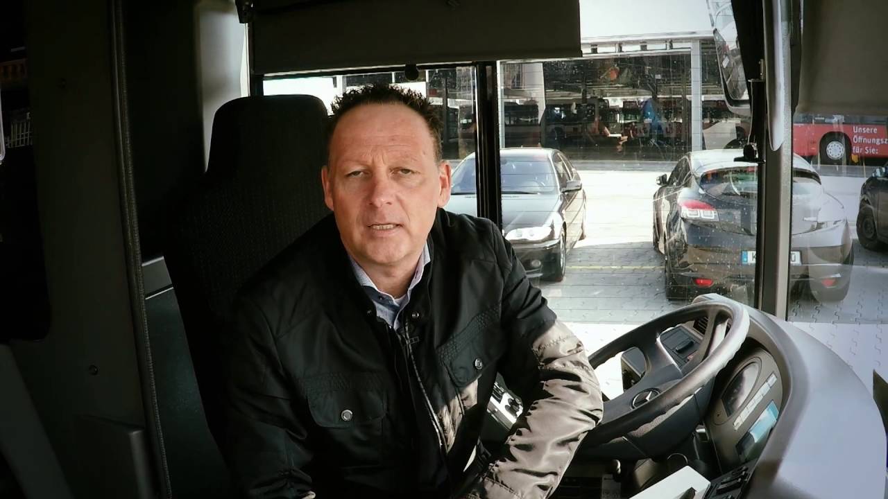 Kann ich beim Fahrer mit einem 50&euro;-Schein ein Ticket kaufen?