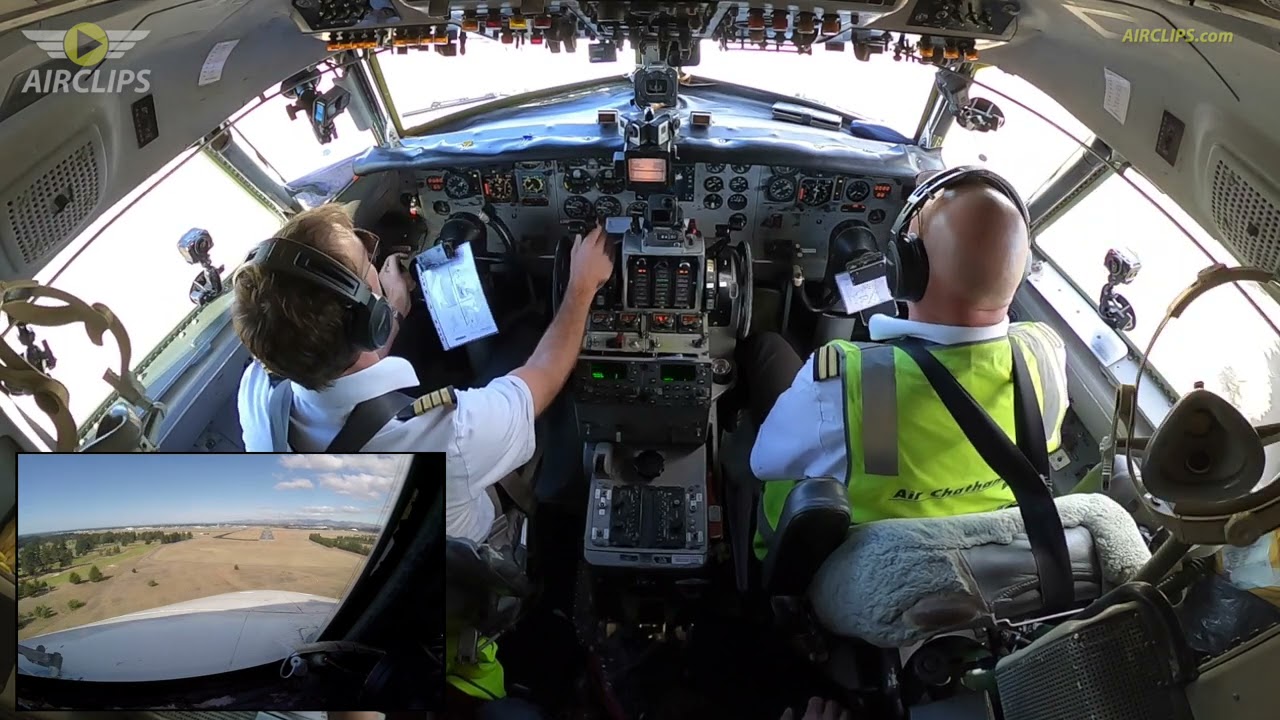 OLD SCHOOL! 1957-built Convair 580 cockpit landing into Christchurch on Air Chathams!  [AIRCLIPS]
