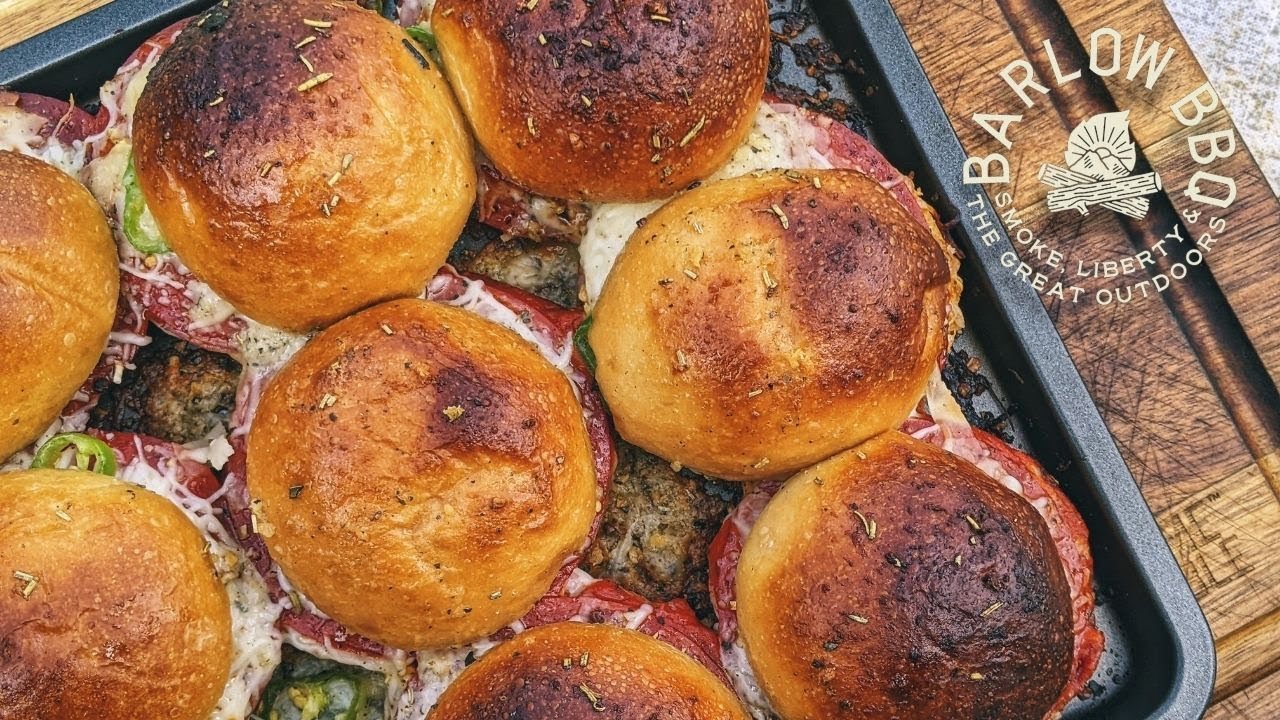 How to Make PIZZA SLIDERS on the Grill | Barlow BBQ 4K