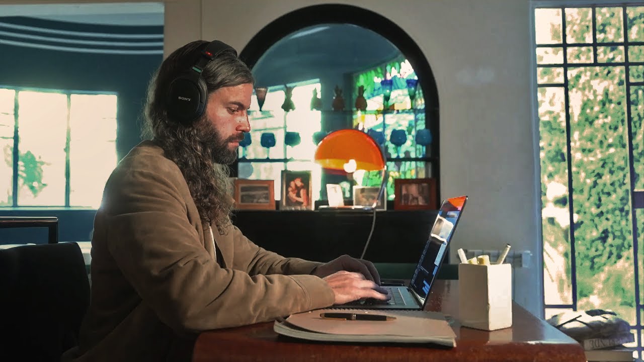 4 simple systems i use to run my business from anywhere