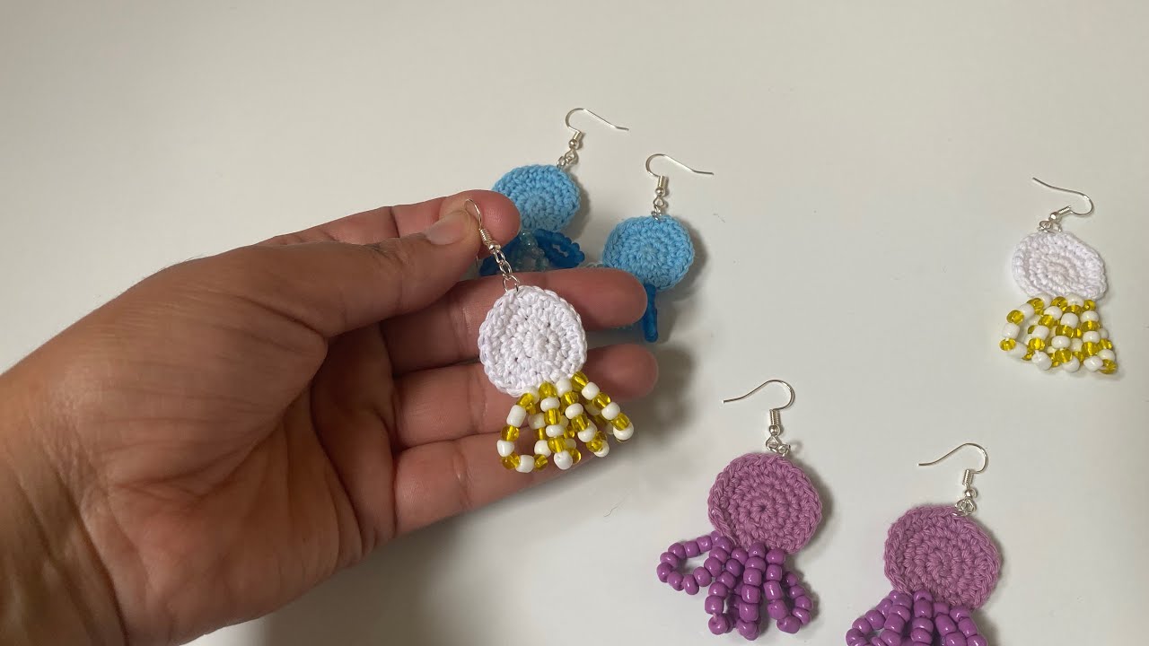 Boucles d'oreilles au crochet avec perles