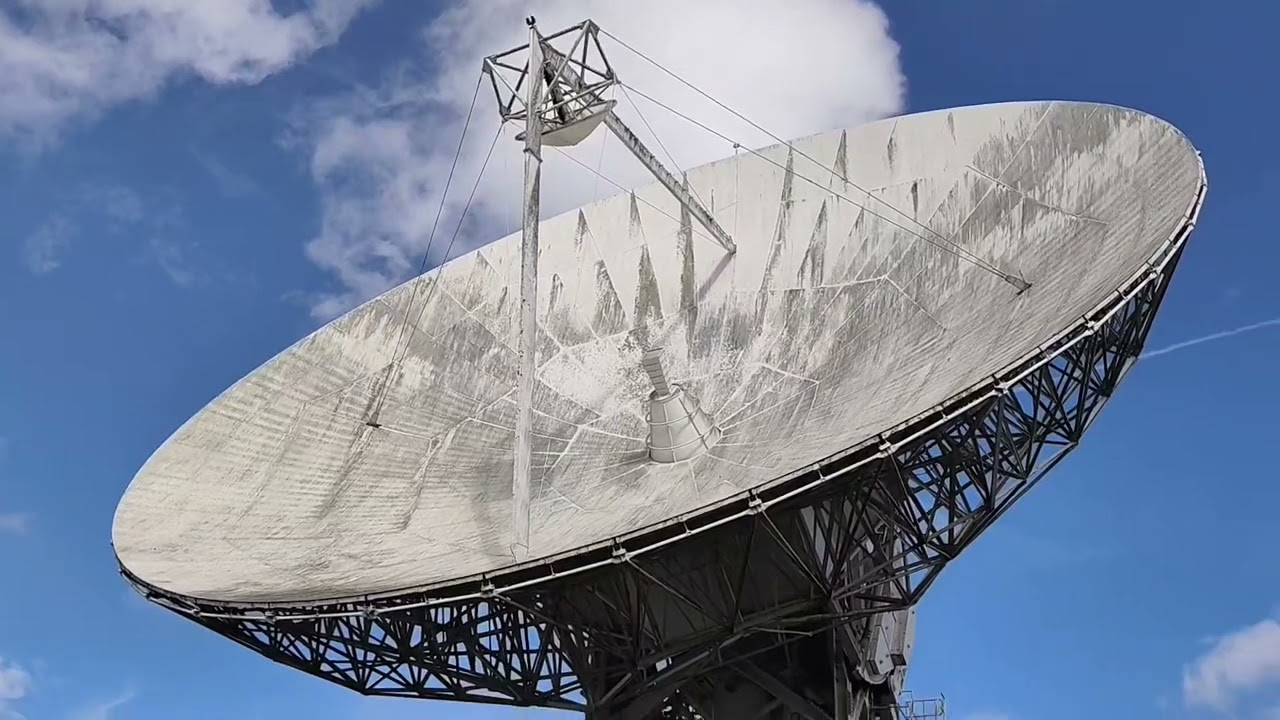 Verlaten satellieten 