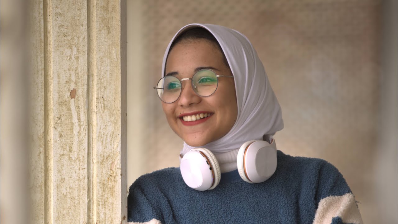 الكل فتره هتنتهي بالوقت ، والوقت بيعلم الصح من المعاناه - اميرة البيلي - ديوان 