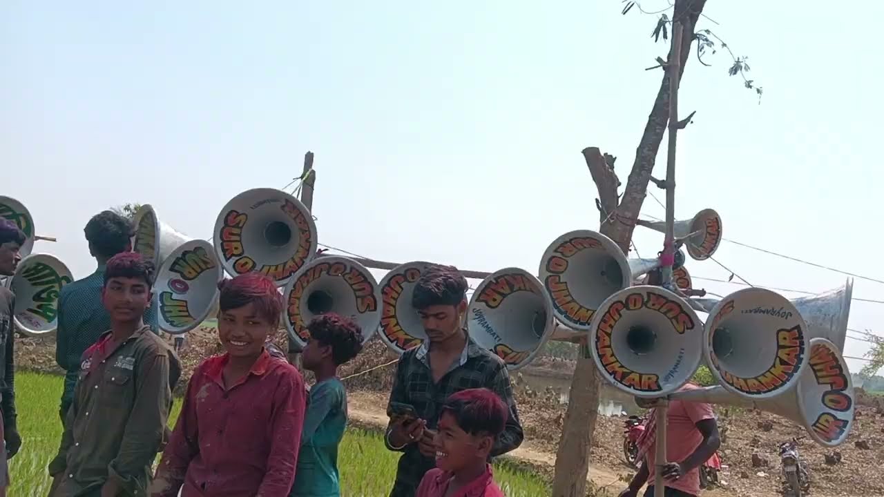 সাউন্ড সার্ভিস। ১৩ খানা বক্স।  সুর ঝংকার ১৩ খানা বক্স।  কম্পিটিশন