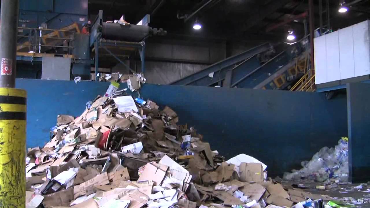 Waste_Diversion_in_Greater_Sudbury-Recycling_English.wmv