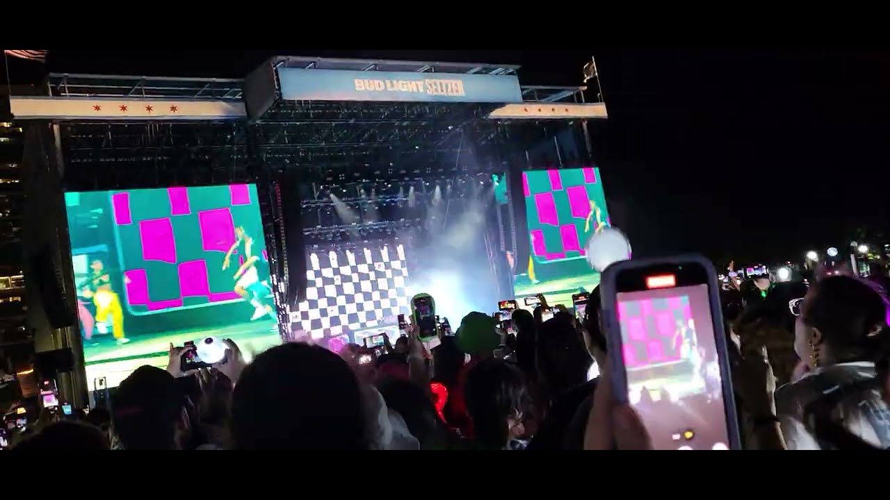 ✨Dynamite✨ j-hope at lollapalooza 2022