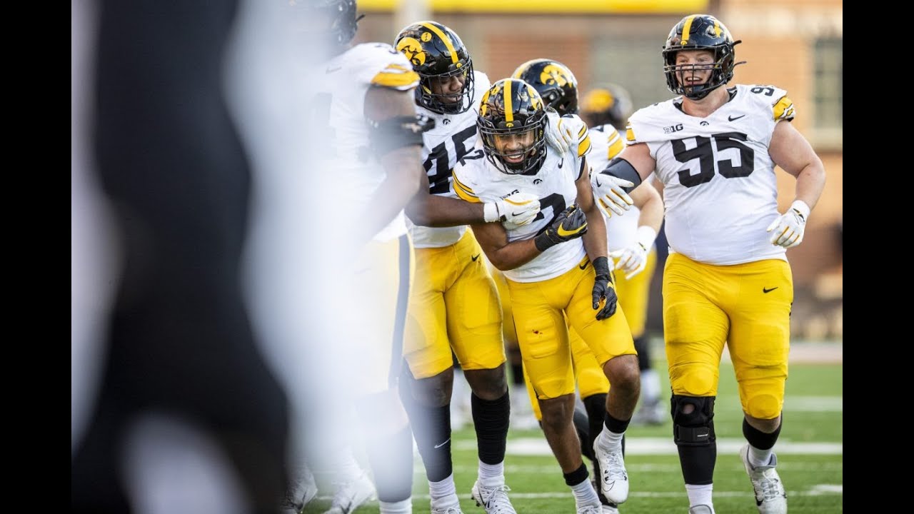 DITV Sports: TJ Hall's Standout CyHawk Performance Despite Loss to Iowa State