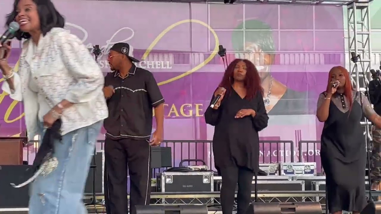 Karen Clark Sheard Taste of Soul 2025 Please subscribe to our YouTube channel 