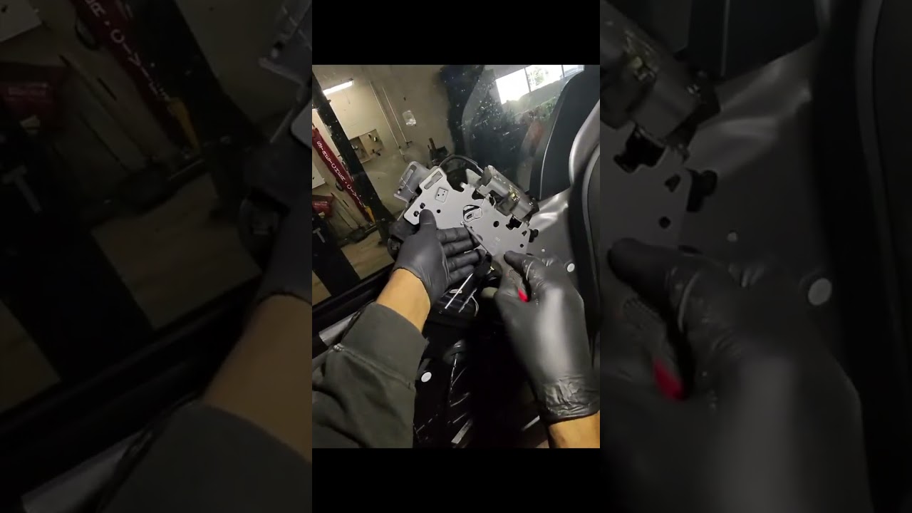 SLIDING DOOR ACTUATOR  NOISE