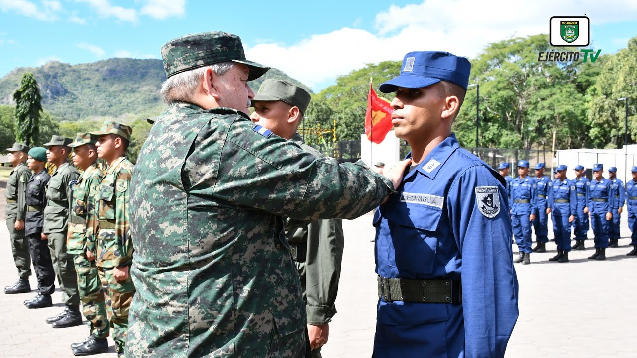 Graduaci&oacute;n del LXXXVIII Curso B&aacute;sico de Inf. de la Escuela Nacional de Adiestramiento B&aacute;sico de Inf.
