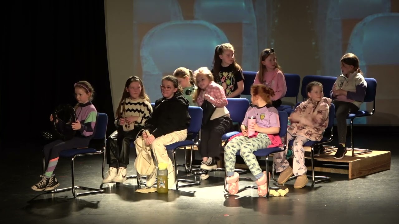 An Turas, Scoil na Crannóige
