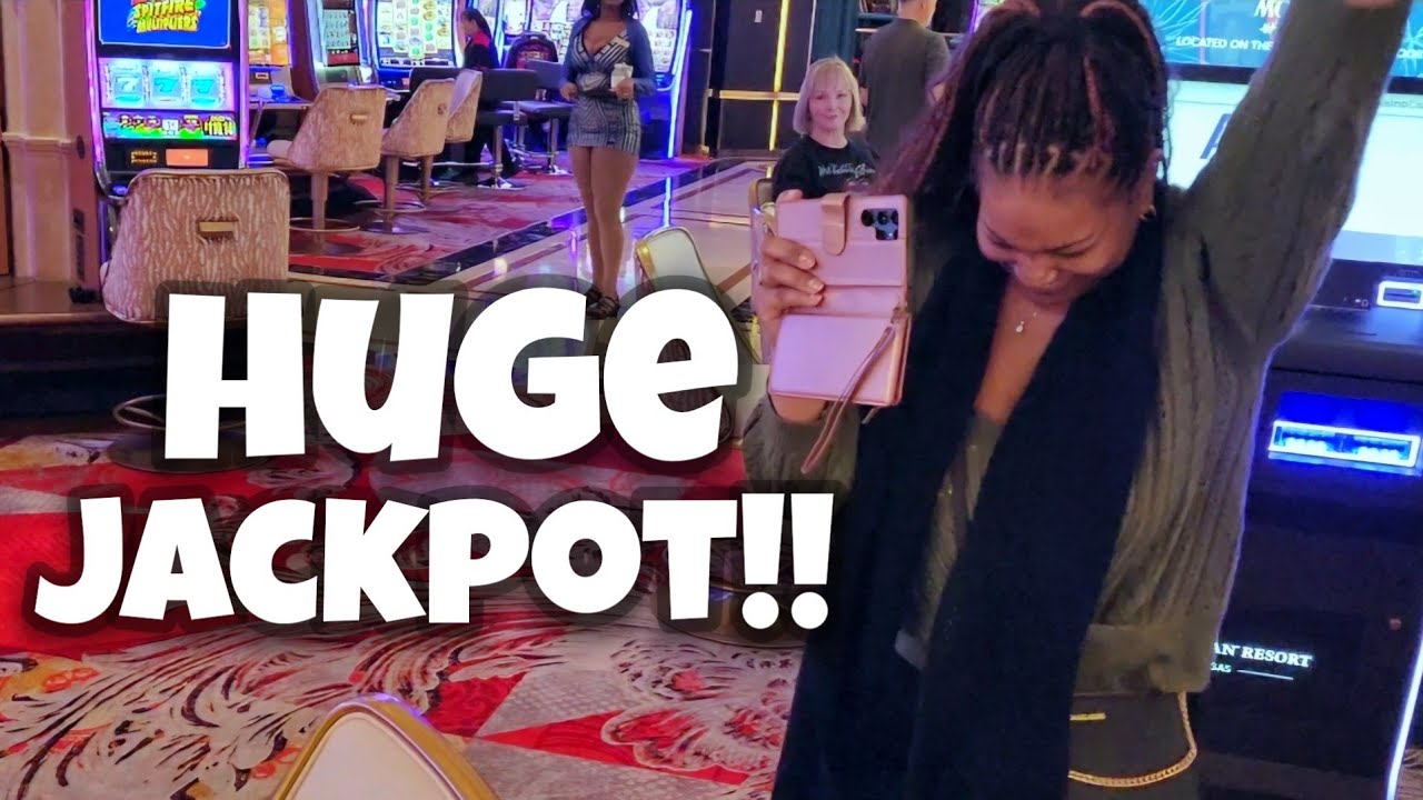 She Won A HUGE Jackpot Her 1st Time Playing This New Slot!!