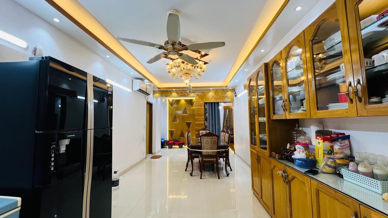 2300 SFT Semi Furnished Apartment Rent at 6th floor At Bashundhara R/A 
