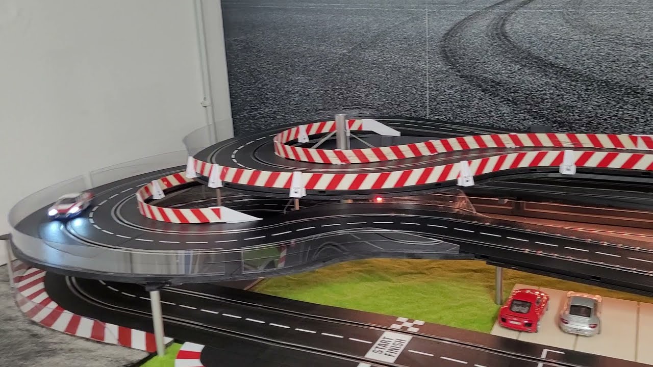 Carrera digital 132, max. Strecke auf minimalem Platz