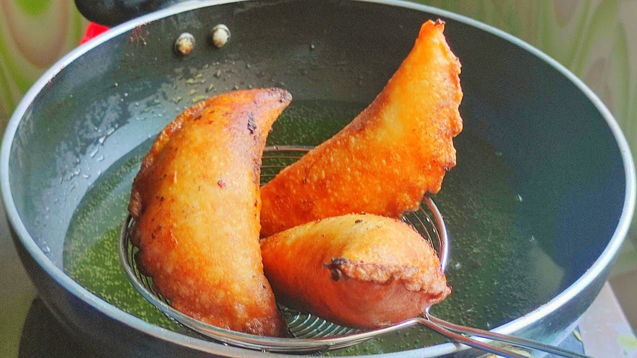 মুখে লেগে থাকার মত মুচমুচে ক্ষিরসা ভাজা পুলি পিঠা রেসিপি | ভাজা পুলি পিঠা | Khirsa bhaja puli pita