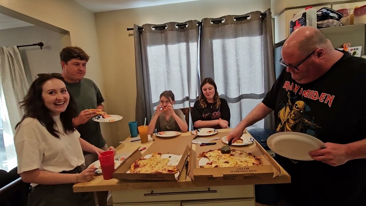 Review of Old Town Pizza - Naperville, IL - Chicago Pizza Review