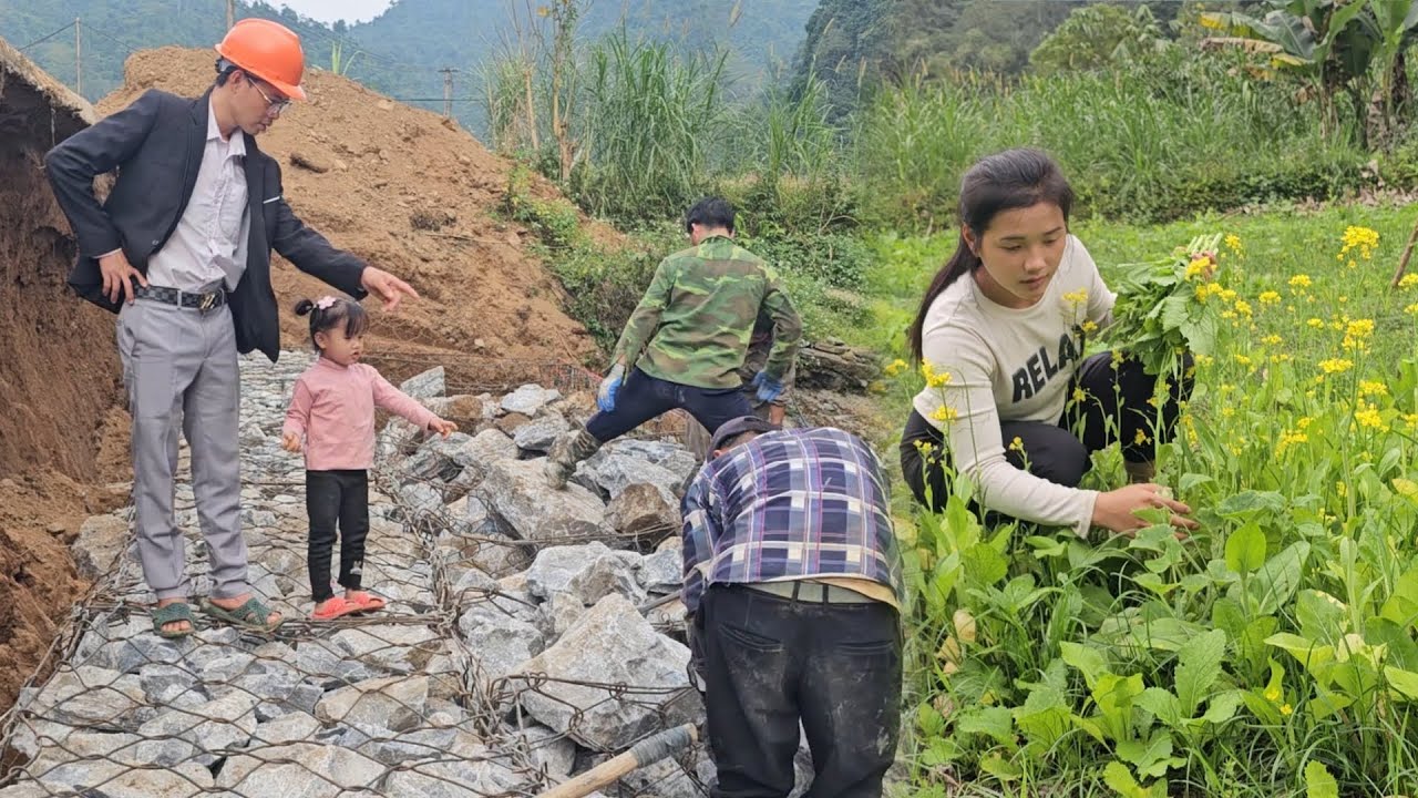 The little girl followed the engineer to work at the construction site and back to his house.