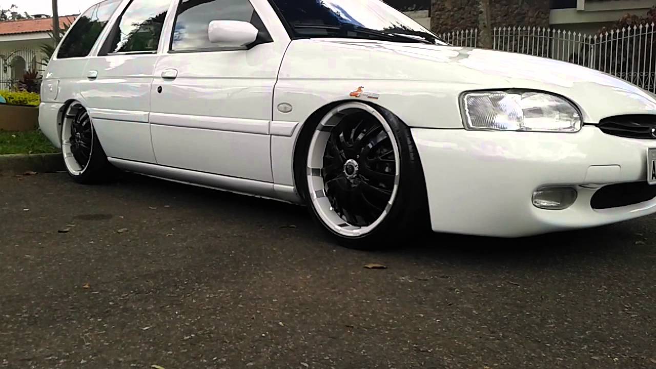 Escort sw suspensão a ar