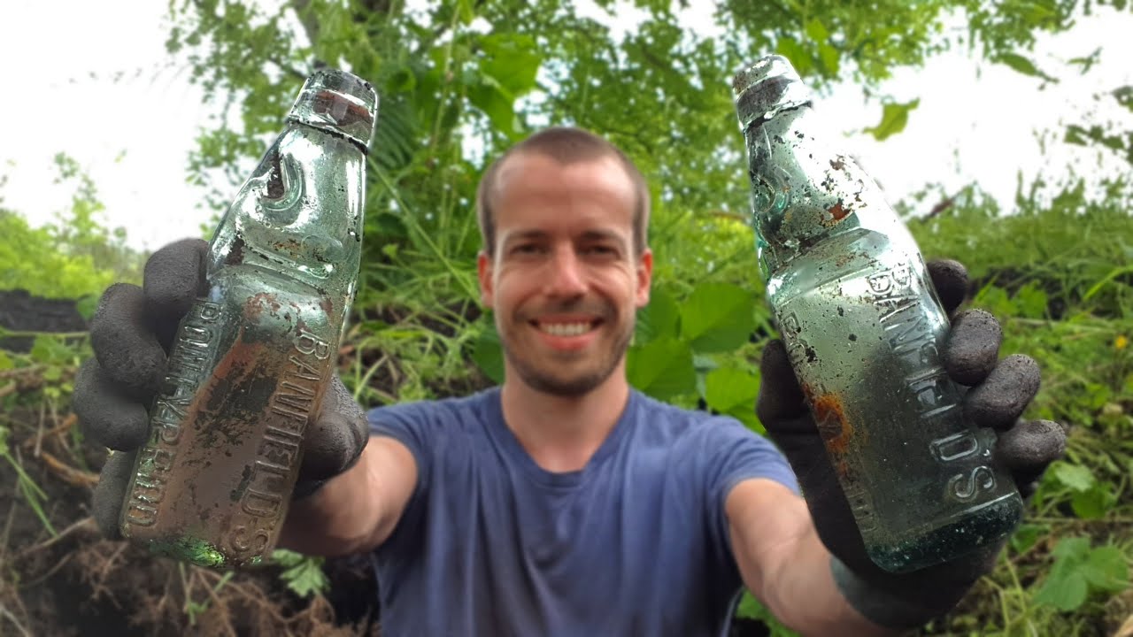2 CODDS are better than 1! Bottle Digging UK