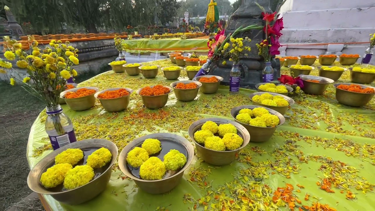 Yenchep (water and flower) offering