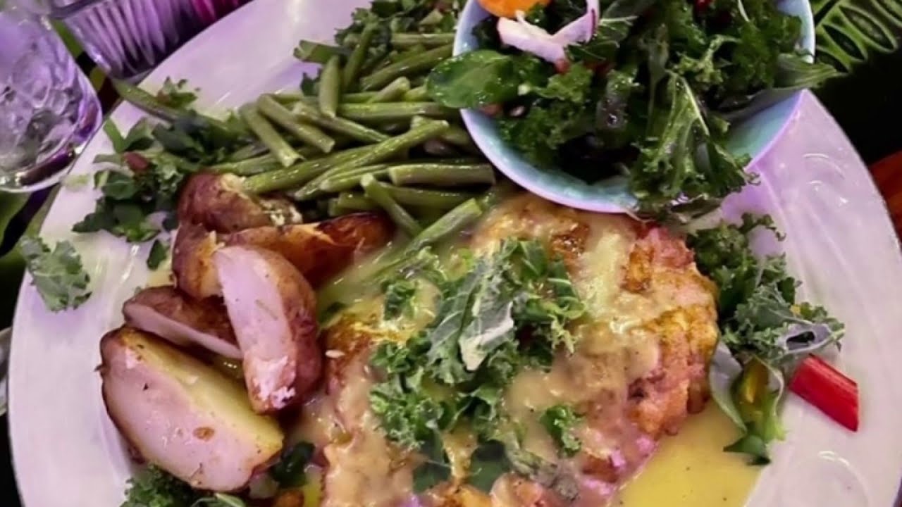 O' Mara's Restaurant preps for St. Patrick's Day