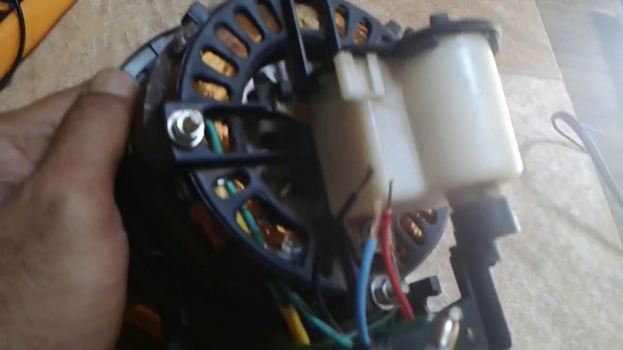 Ligação de motor de ventilador de parede