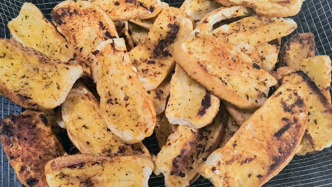 NÃO JOGUE PÃO FORA, FAÇA ESSA TORRADA DELICIOSA, VEJA A DICA ! 