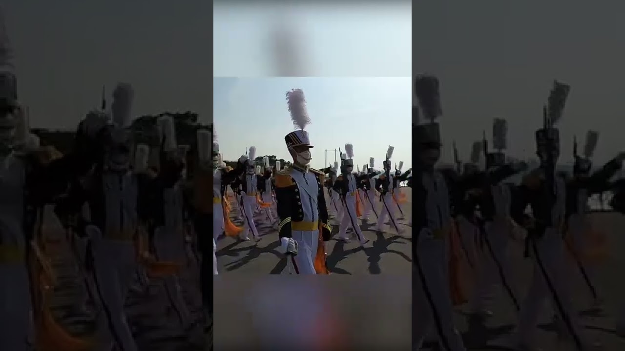 충무공의 후예 해군사관생도의 힘찬 행진!