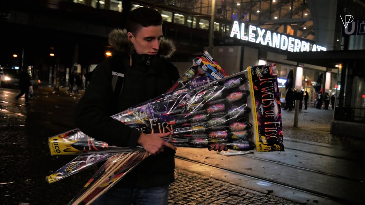Raketen am Alex zünden⚡️Silvester in Berlin |FULLHD| tmpyro