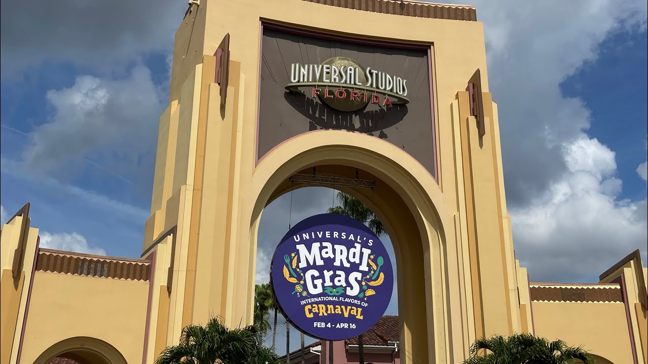 Universal Studios BATHROOM reviews WHAT!?