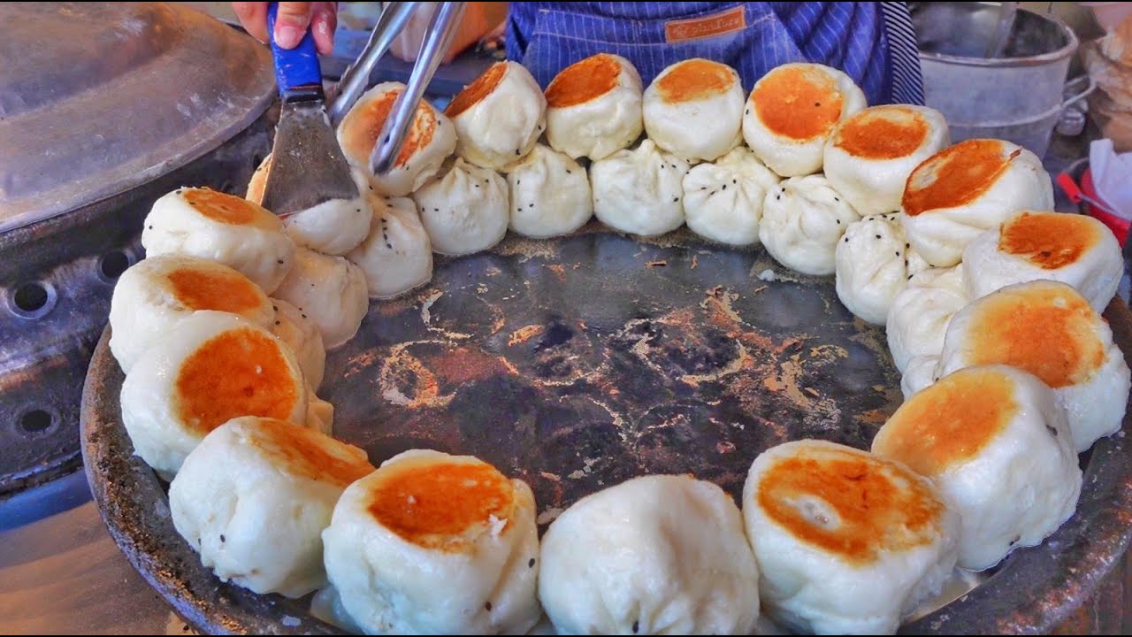 Steam-Fried Pork Buns / 港式鮮肉包- Taiwanese Street Food