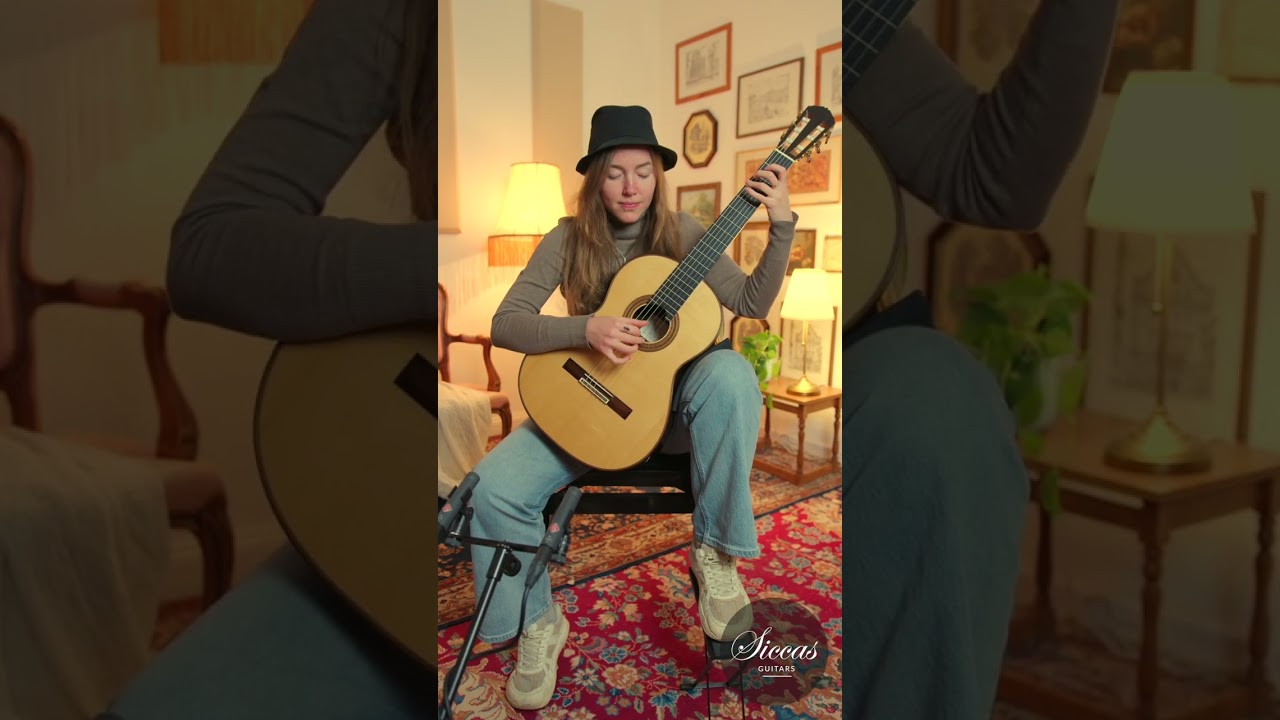 Can&rsquo;t Take My Eyes Off This Guitar 😍🎸 Lisa Weinzierl 2022
