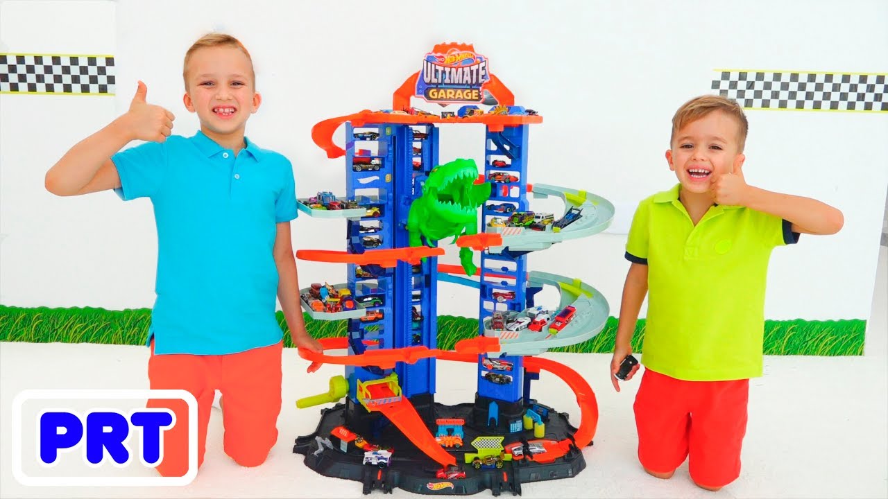 Vlad e Niki fingem jogar Ultimate Garage Hot Wheels City
