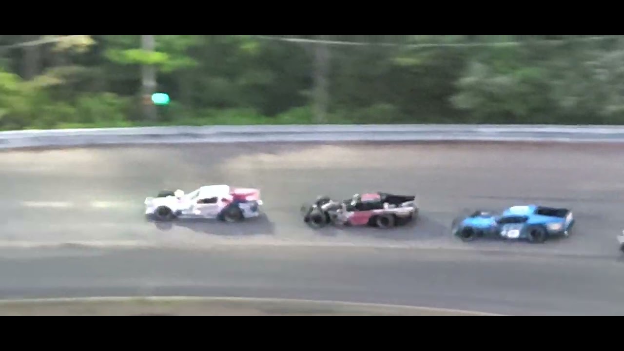 Sportsman at wall stadium 5/17/25