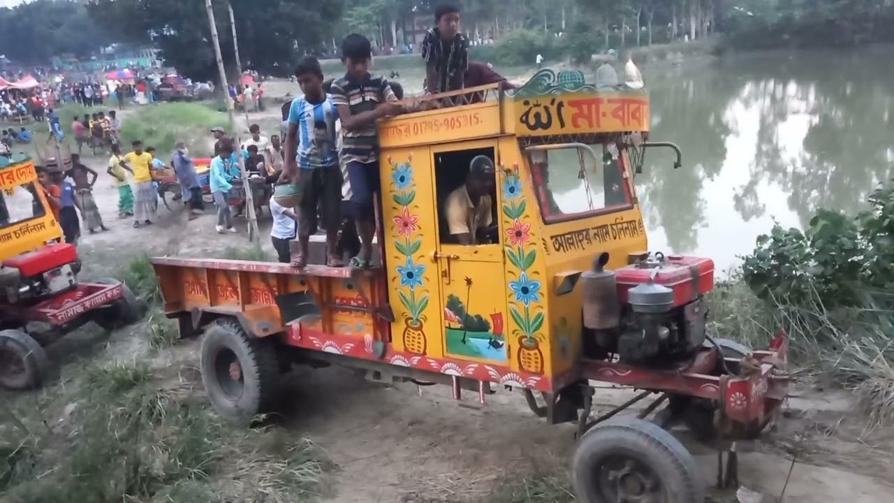 দর্শক আপনারা দেখতে পারছেন কথিত কুত্তা গাড়ির ড্রাইভার ও কুত্তা ও গাড়ির কি অবস্থা|| ভিডিও ২০২৩.