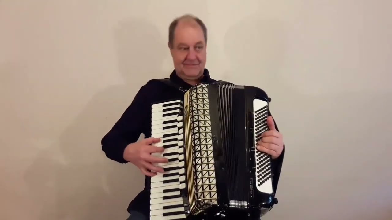 Ein Schiff wird kommen / Akkordeon - Theo Degler - Musik von Manos Hadjidakis.