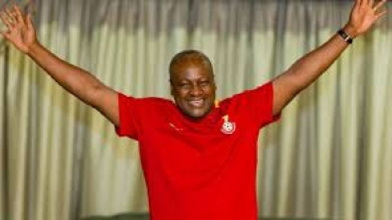 Mahama holds an emergency cabinet meeting,announces the removal of taxes on fuel to reduce the price